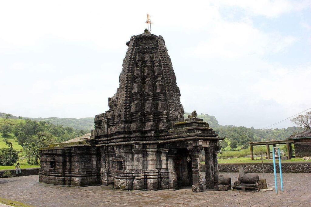 5 Jyotirlinga in Maharashtra Tour Package Price